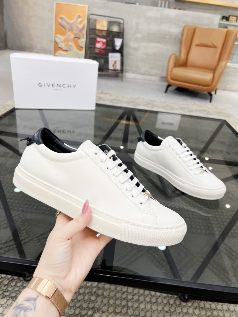 Givenchy Sneakers